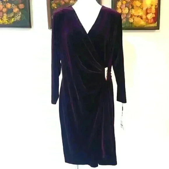 NWT Calvin Klein Velvet Dress - Picture 2 of 11